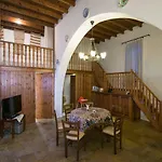 Fedra'S Village House