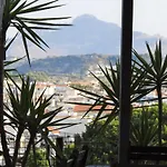 Elenis Apartments