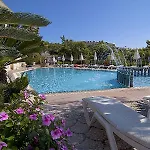 Pefkos View Suites & Maisonette