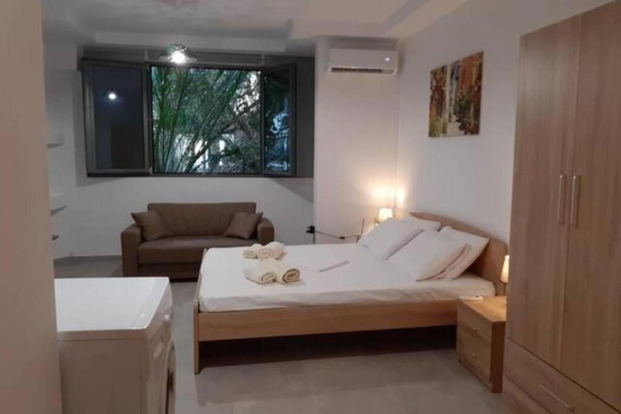 Ariadni Center Studio Apartment Rhodes City