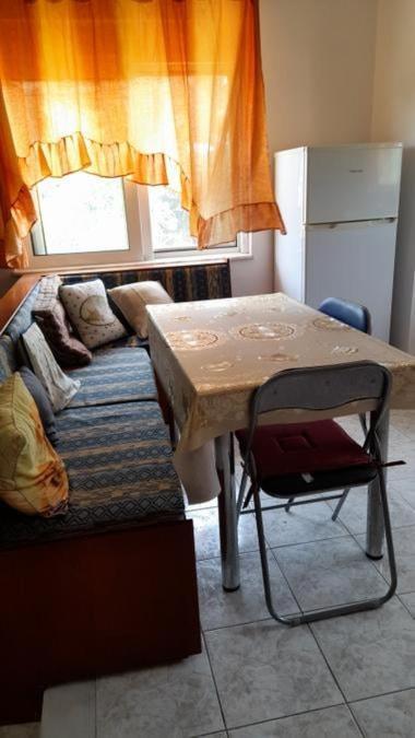 Galinis Парадейси