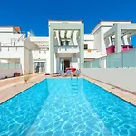 Pearl Villas Gennadi