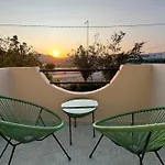 Villa Irilena - 4Bdr Beach House