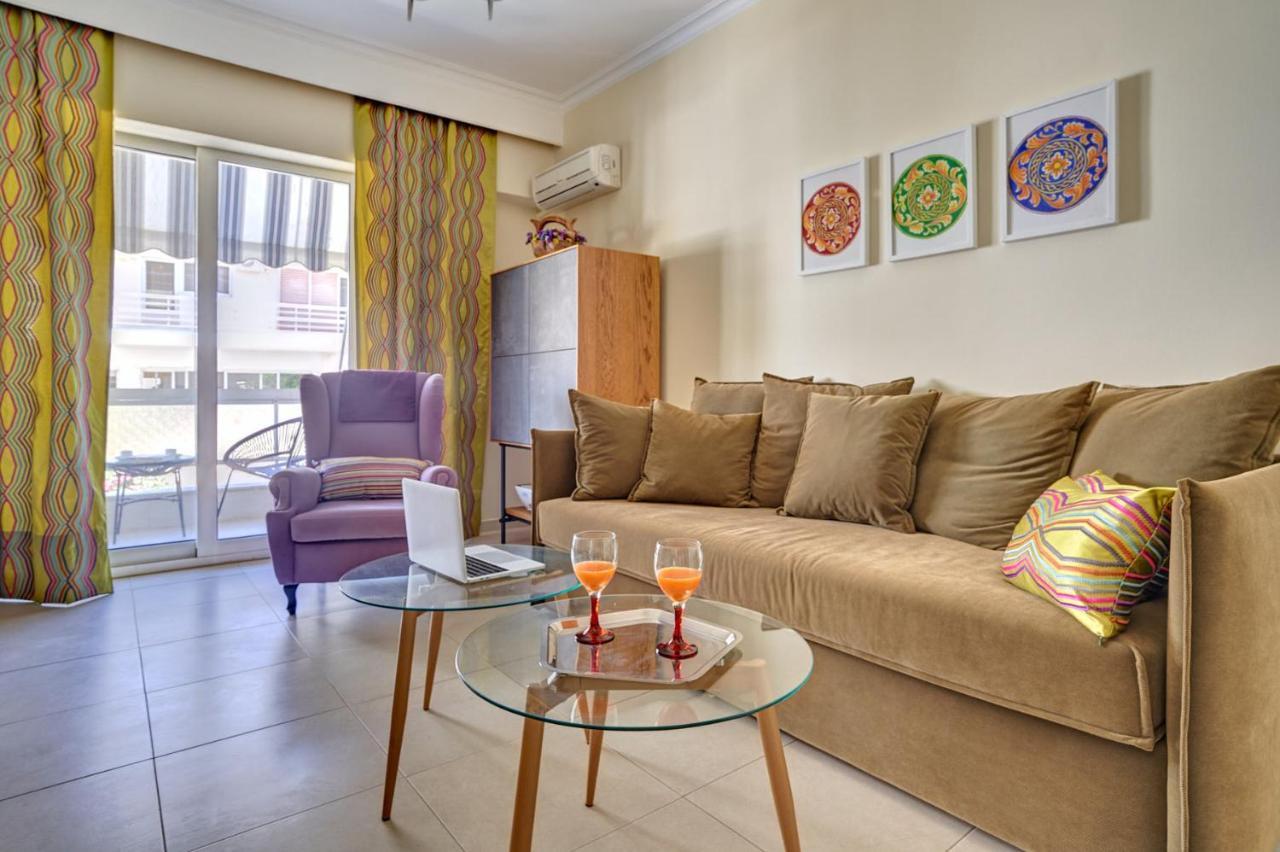 Apartment Academia