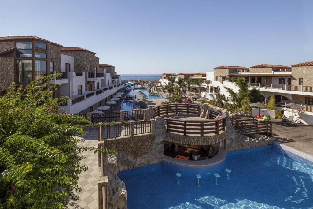 Costa Lindia Hotel 5*
