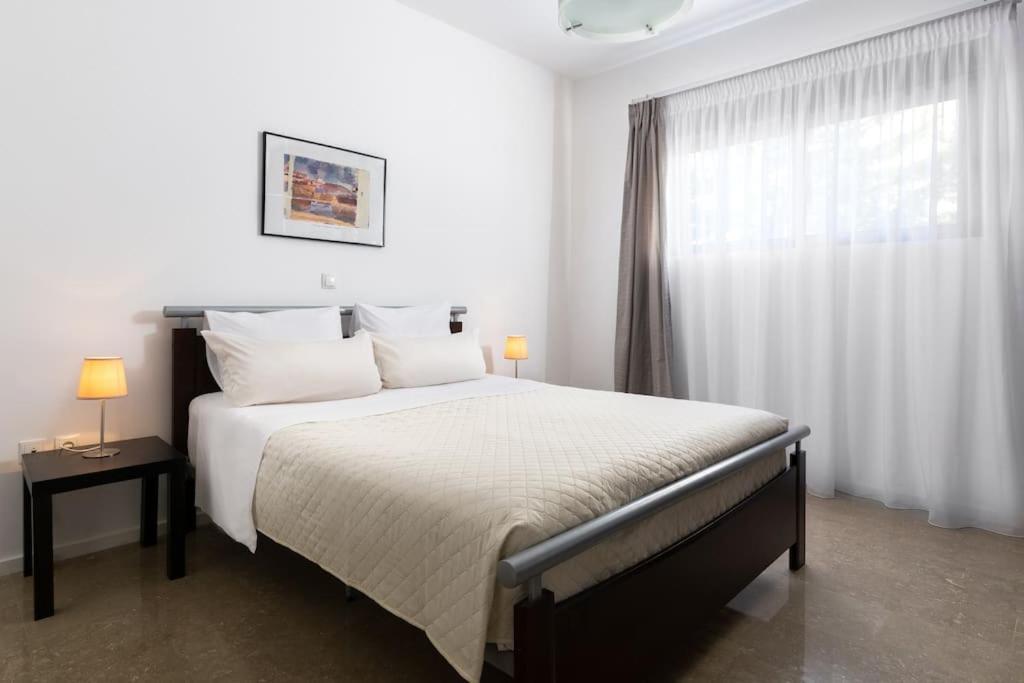 Appartamento Luxurious And Modern House Near Town And *